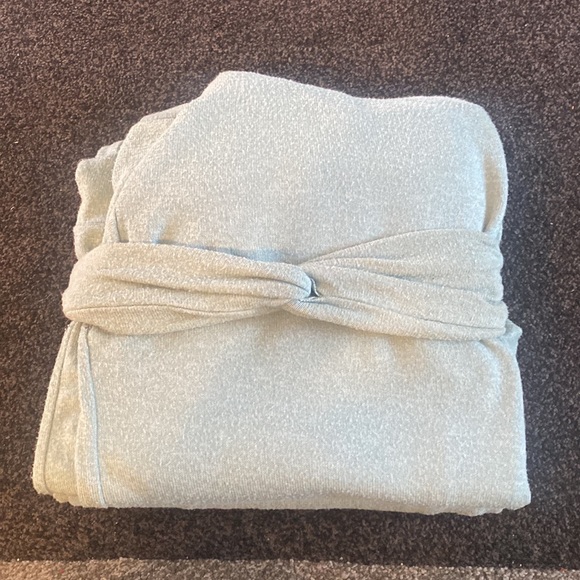 Lark & Grey 3 Piece Loungewear Set - Picture 11 of 11